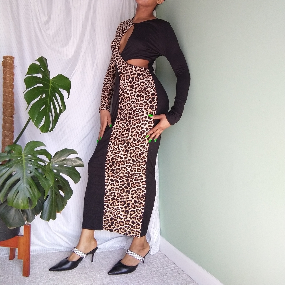 Women's fashionnova shirts"just a little bit cut out dress" - Picture 3 of 10